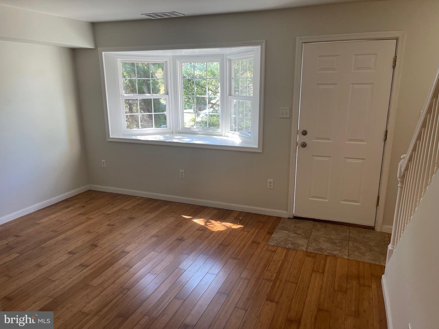 Living room and front entry at 1338 Blue Jay Drive